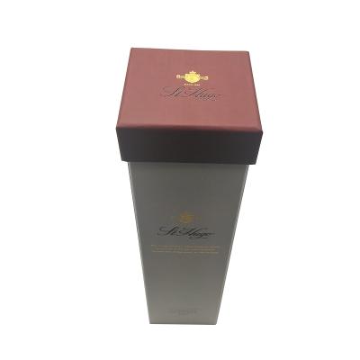 China Recycled Materials Wholesale Custom Design Rigid Cardboard Magnet Packaging Wine Gift Box for sale