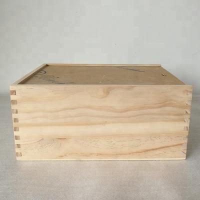 China Natural Wooden A4 Size Europe Pine Wood Book Box Case With Acrylic Lid for sale