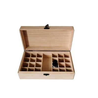 China Recycled Solid Wooden 25 Slots Crate Holder Doterra Materials Portable Essential Oil Wooden Box Aromatherapy Bottles Storage for sale