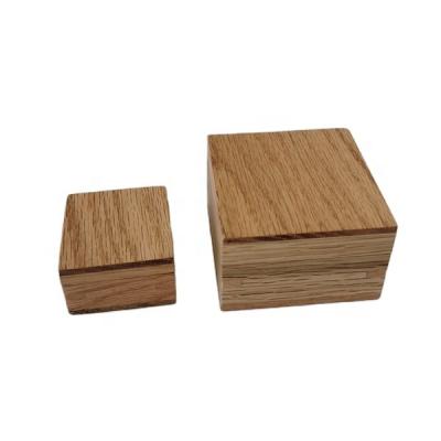 China Europe Oak Wooden Solid Box With Take Off Lid Clear Varnished Small Size Gift Package Stash Container for sale