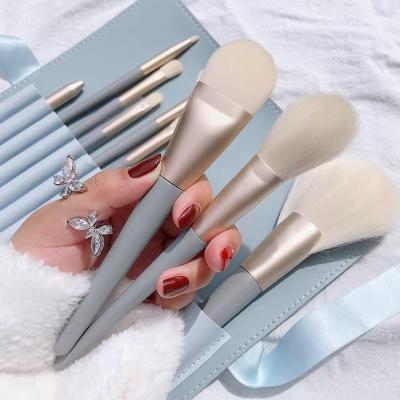 China Angular Blush Remover 2021 Hot Selling Professional Makeup Brush Set With PU Bag for sale