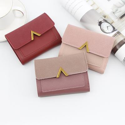 China Women Roomy Simple Wallet With Cheap Latch Clutch And Retro Letter V Decoration Short Purse for sale