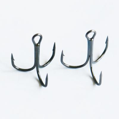 China Sea Fishing Customized High Carbon Steel Hooks Round Bent Hard Lure Fish Hook Treble Hooks for sale