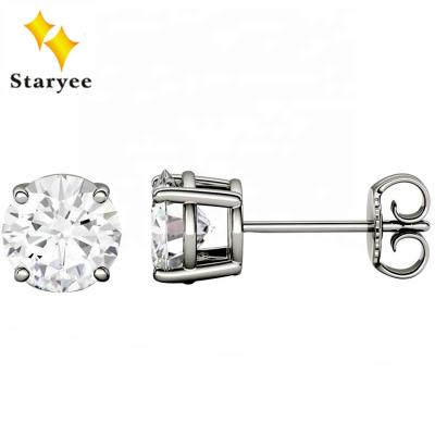 China CLASSIC 4 Claws 8 Hearts 8 Arrows Moissanite Stud Earrings Womens 18K White Gold DEF Color VVS 1CT/Pair for sale