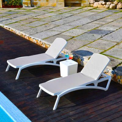 China Weather Resistant High Quality Outdoor Folding Bed Rattan Furniture Daybed For Beach Pool Sun Lounge Folding Bed for sale