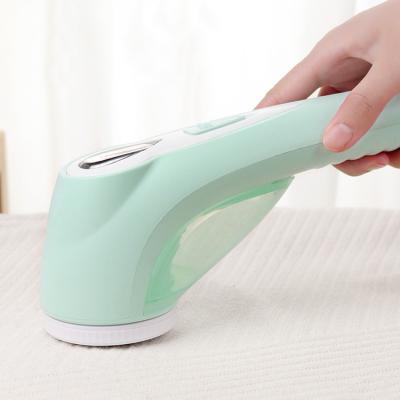 China Sustainable Hot Selling Chinese Full Automatic Cordless Cloth Shaver Electric Rechargeable Fiber Remover for sale