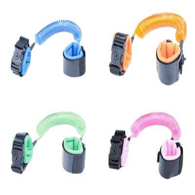 China Eco-freindly Anti Outdoor Kids Induction Wrist Tie Safety Strap Baby Wrist Lost Tie With OEM for sale