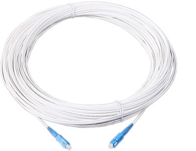 Chine 100m / corde de correction extérieure plate de Sc FTTH de câble d'interface du tube G657A de 200m LZSH avec Messager à vendre