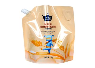 China La forma especial se levanta la bolsa del canalón, bolsa líquida plástica con el canalón 100ml 200ml en venta