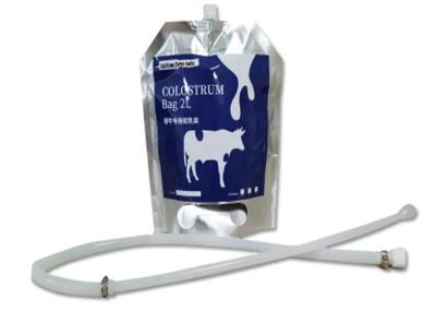 Chine Colostrum Bags With Spout Tube 4L Aluminum Foil Calf Colostrum Storage Feeding Bag / Silicone Calf Colostrum Feeding à vendre