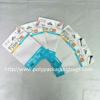 China Color Clip Chain Packaging Poly Bags 10.5 * 15 for Noodle Line / USB / Car Charger for sale