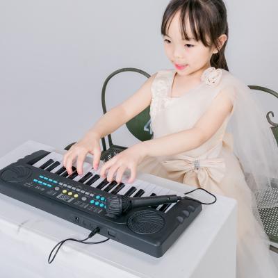 China Early Childhood Education 5 Years Old Children Toy 37 Keys Electronic Music Piano Keyboard For Supplier for sale