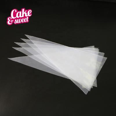 China 12 Inch 50 Pcs Kitchen Viable Custom Logo Baking Pe Icing Cupcakes Cake Decorating Lightweight Disposable Piping Bag Large Pastry for sale