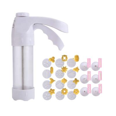 China Viable Hot Sale Food Grade White Plastic Pastry Decorating Press Cream Syringe Icing Cake Piping Gun for sale