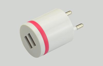 中国 EU 5v 2a Dual USB Car charger With New Design ,Wall Charger For Iphone 販売のため