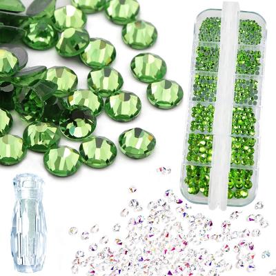 China New Eco-friendly Green Crystals Decorations For Nail Accessories Grid Box Diamond Nails for sale