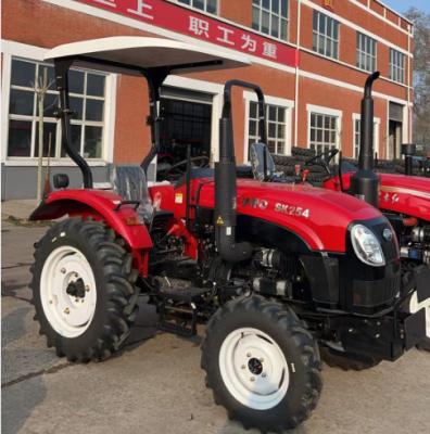 Chine 4WD 25hp Mini Tractor, petits tracteurs de ferme du déplacement 1.532L à vendre