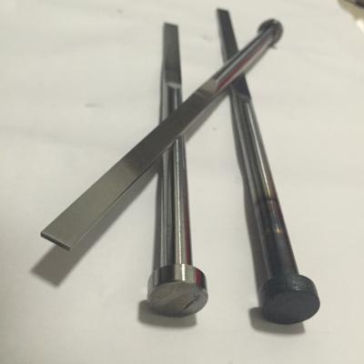 China 1.2842 Industrial Pins And Punches1.2210 Blade Ejector For Plastic Injection Mold en venta