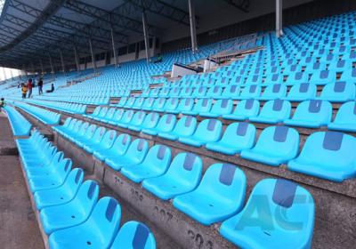 China Schulstadions-Sitzplatz-Stühle, Innensport-Plastikstadion setzt lange Lebensdauer zu verkaufen