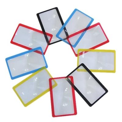 China Credit Card Size Pocket Magnifying Glass Thin PVC Magnification Transparent for sale