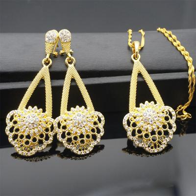 China FASHIONABLE Design 2 Pcs Fashion Earrings Metal Stud Dangle Earring Sets Necklace Initial Pendant Necklace EP161 for sale