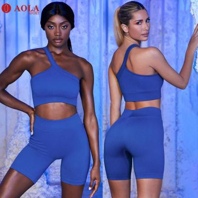 China 2022 New 2 Piece Set Workout Equipment Breathable Fitness Clothing Gym Seamless Shorts Sports Bra Yoga Gaiters For Women for sale