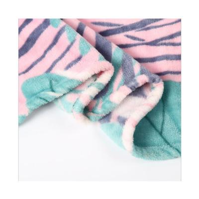 China Kingcason PORTABLE Polyester Manufacturer 100% Competitive Environmentally Friendly Printed Flannel Home Blanket for sale