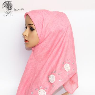 China Muslim Viscous Flower Scarf Hijab Women Hijab For Malaysia Woman Headscarf 28 New Kinds Printing 2021 Color Hot Selling Muslim Hijabs for sale