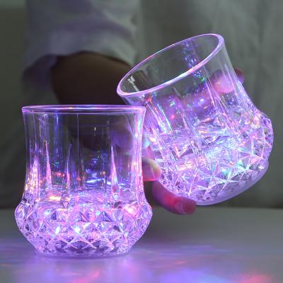 China Bar Ware China Products Manufacturers Wholesale Cheap Price LED Clear Glass Beer Bottle for sale