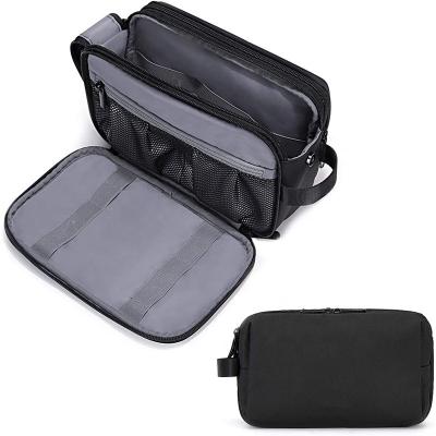 China Fashoion Custom Made Men's Logo Portable Travel Toiletries Bag Travel Toiletry Bag for sale