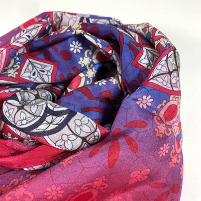 China Long Excellent Quality Fashion Print Square Scarf 100% Real Silk Warmer for sale