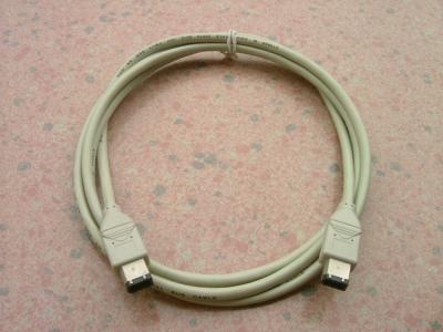 China Beige Minifeuerwarndraht-Kabel 1394A 6 Pin-Mann zum Mann 6P 3 Meter mit PNP-Funktion zu verkaufen