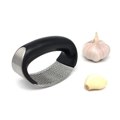 China Hot Selling Viable Stainless Steel Garlic Press Garlic Grater for sale