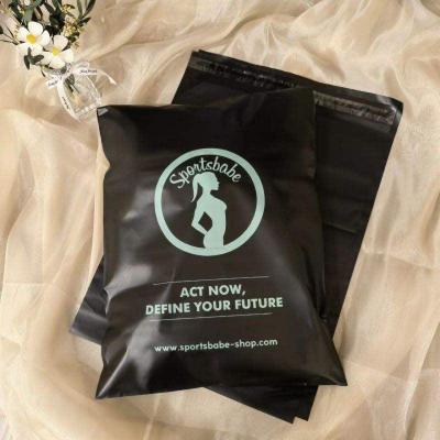 China Strong Adhesive Good Quality Packaging Bags Poly Bubble Mailers Envelopes Bubble Bag for sale