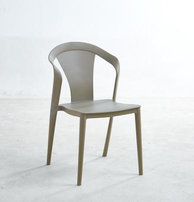 China Durable Low Price Luxury Outdoor Garden Plastic Dining Chair Plastic Dining Chairs for sale