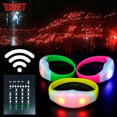 China 2020 New Product of Party Decoration SUNJET Custom Remote Control DMX Led Bracelet Flashing DMX Led Bracelet for sale