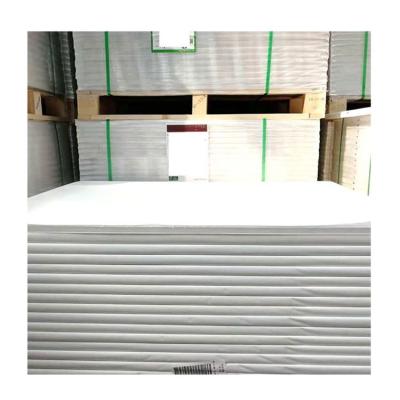 China 70g Woodfree Anticurl White Uncoated Offset Paper In Large Format Roll Sheet for sale