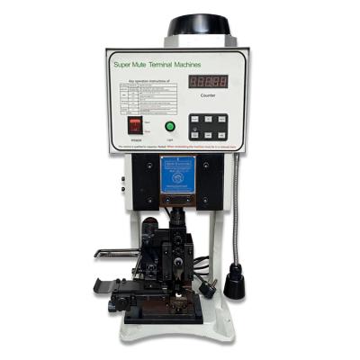 中国 Automatic high quality super mute terminal crimping machineand crimping machinery 販売のため