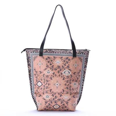 China 2020 New PORTABLE Women's Tote Bag Retro Style Stylish Quilted Bag Shoulder Shopping Bag Ethnic Single Large Tote Bag for sale