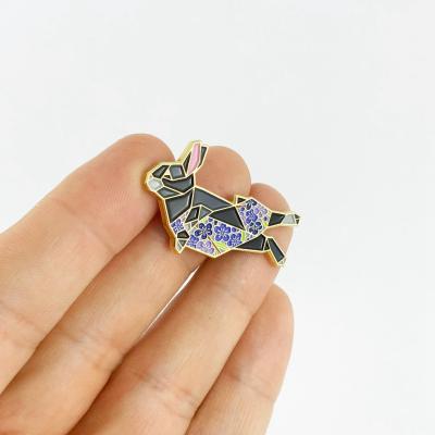 China The North American Bunny Pin Wholesale Free Design Custom Logo Metal Soft Enamel Bunny competitive price pin for gift for sale