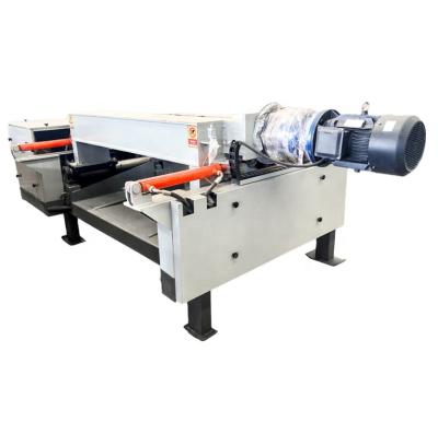 China Factory 8ft Log Debarker Machine Plywood 1350--2650mm Palm Round Log Debarker Machine for sale