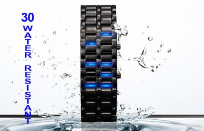 Cina Orologio resistente dell'acqua LED Digital, orologio del samurai del ferro dell'uomo in vendita