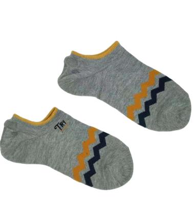 China Good Quality Hot Selling Custom Made QUICK DRY Mesh Machine Make Socks for sale