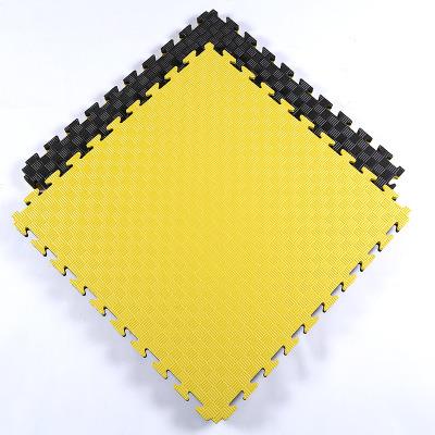 China Packing: woven bag 1x1m 2 3 4 cm EVA foam Taekwondo tatami floor puzzle mat for sale