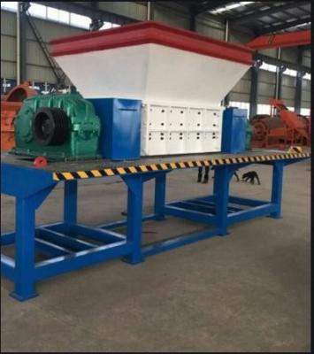 China Chinawood/tire/card/plastic/cloth waste recycling Shredder Machine/Metal Shredder/Metal Can Shredder Producer good price for sale