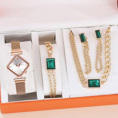 China Full Gift Set Fashion Leisure Boutique Jewelry Set Gift Box Diamond Watch Bracelet Stud Earrings Necklace Set for sale