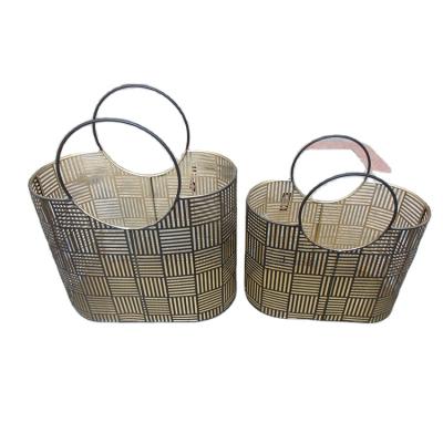 China Large Sustainable Low Price Round Black Metal Storage Basket With Handle for sale