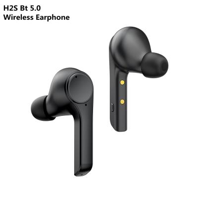 China Comfortable using tws truly wireless earbuds tws 5.0 500mah high quality earphone for sale