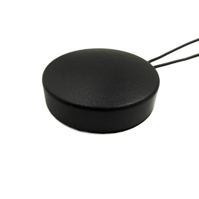 China 1572.42mhz GPS and GSM side outgoing antenna positioning antenna 72*72*21mm for sale