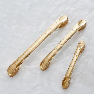 China High quality aluminum alloy door handles are used for alloy furniture for sale